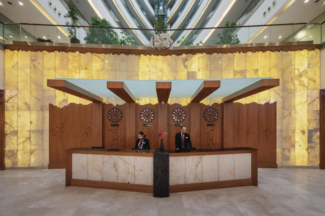 Titanic Hotel & Spa Sulaymaniyah Εξωτερικό φωτογραφία The lobby of the hotel