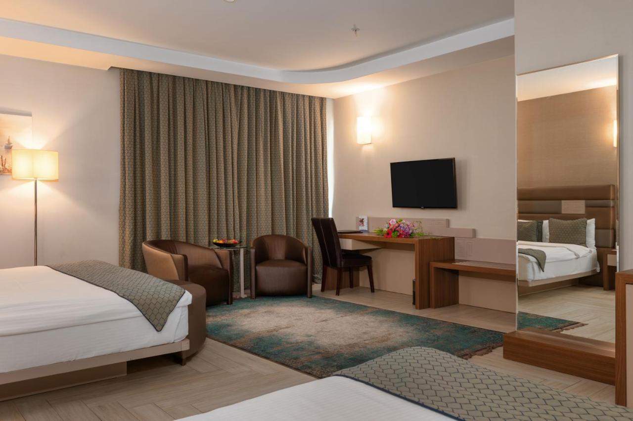 Titanic Hotel & Spa Sulaymaniyah Εξωτερικό φωτογραφία A room at the hotel