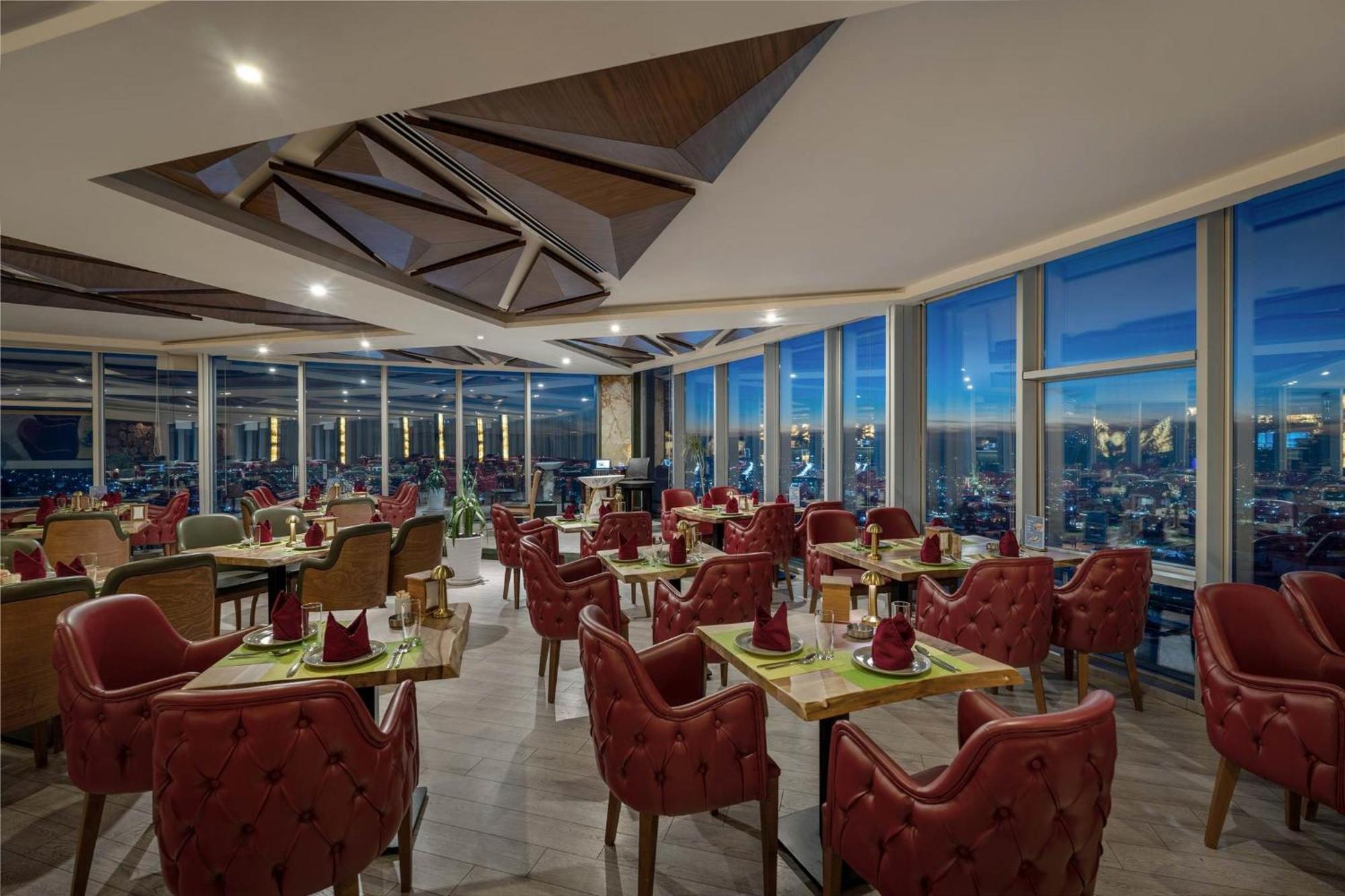 Titanic Hotel & Spa Sulaymaniyah Εξωτερικό φωτογραφία The restaurant