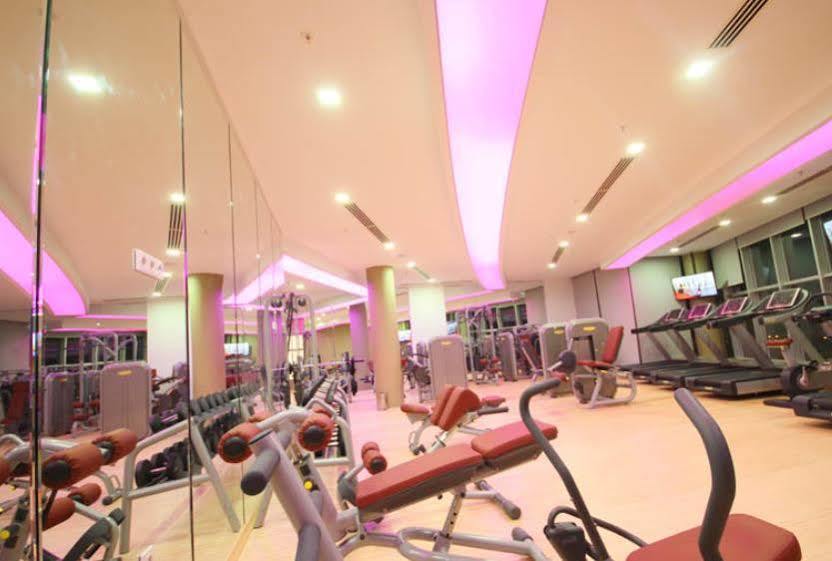 Titanic Hotel & Spa Sulaymaniyah Εξωτερικό φωτογραφία The gym at the hotel